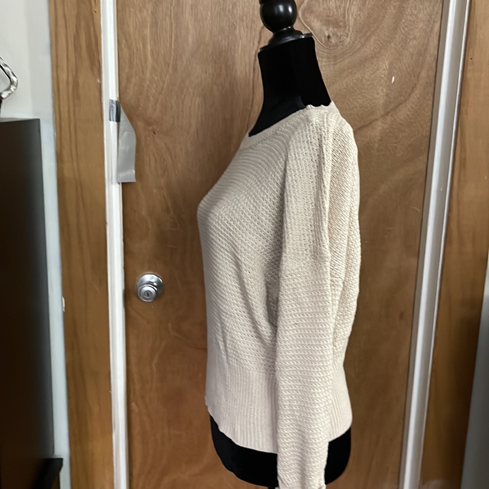 Spring sweater - Picture 2 of 5